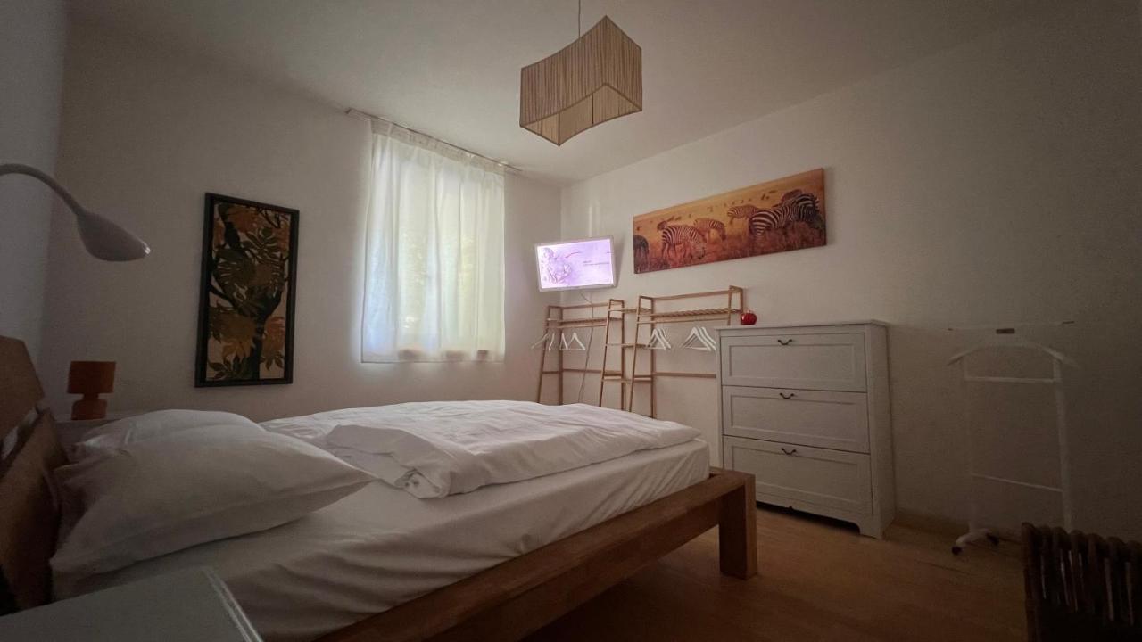 Garden Suite Bolzano Luaran gambar