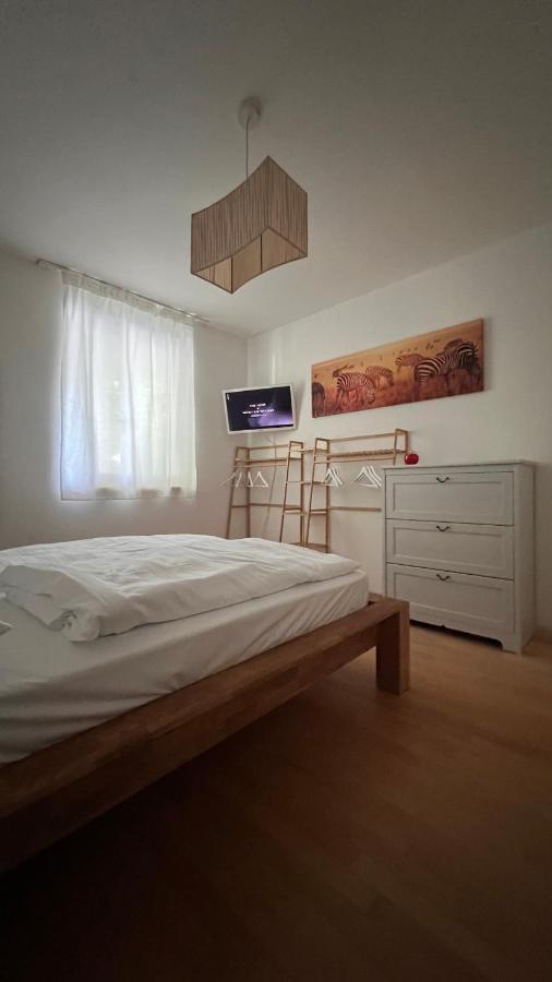 Garden Suite Bolzano Luaran gambar