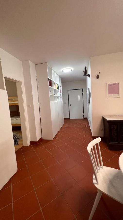 Garden Suite Bolzano Luaran gambar