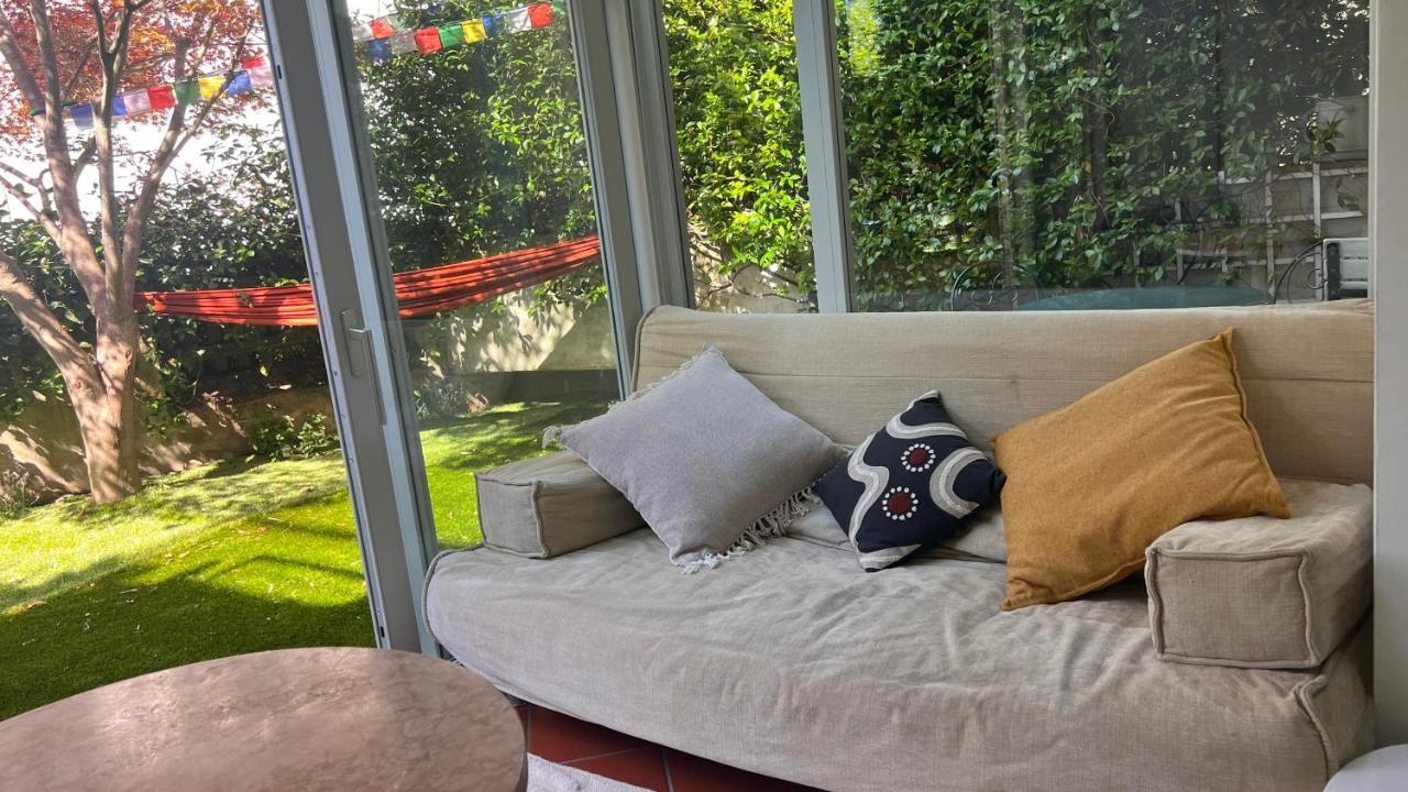 Garden Suite Bolzano Luaran gambar