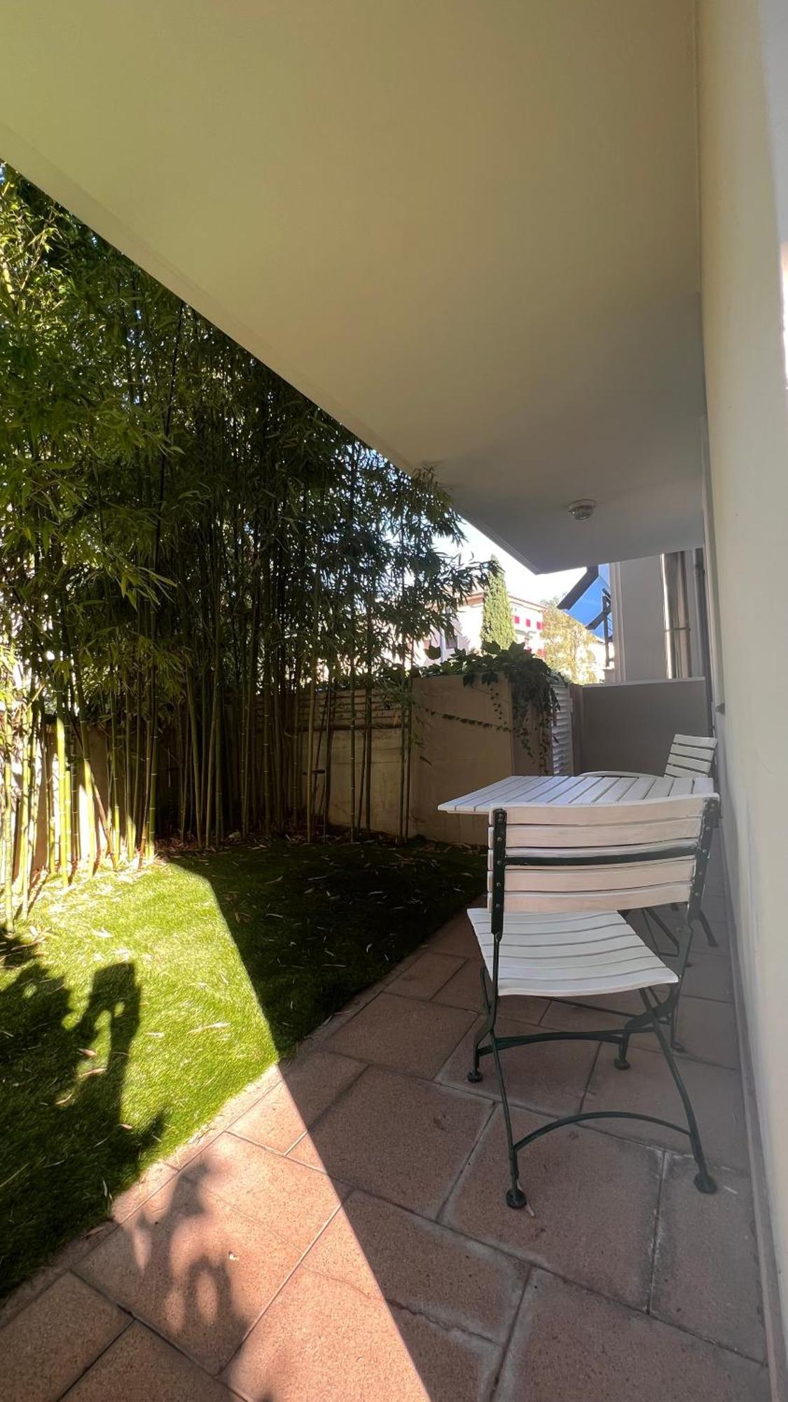 Garden Suite Bolzano Luaran gambar