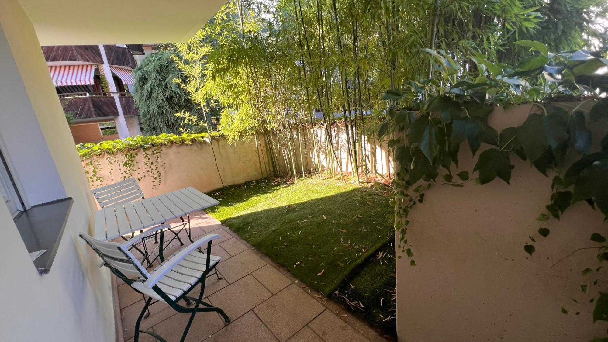 Garden Suite Bolzano Luaran gambar